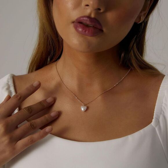 Pearl Heart Pendant Necklace 14K Gold Plated Cable Chain Elegant Gift - Picture 3 of 5